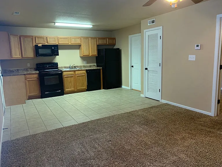 16529 Hunters Ridge Ln — Photo 3
