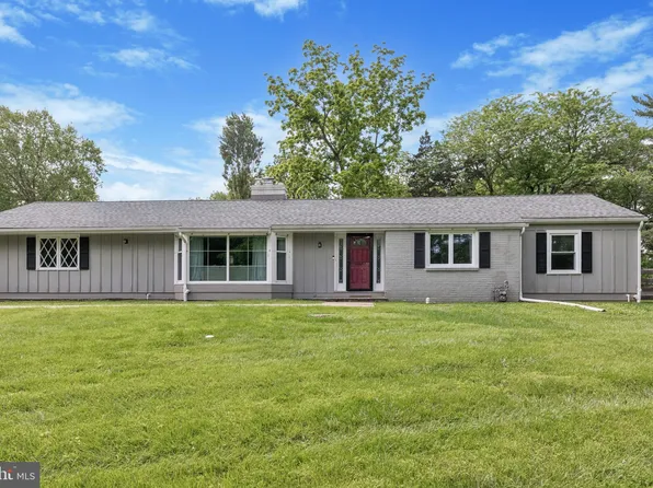 14 Hill Spring Rd, Chadds Ford, PA 19317