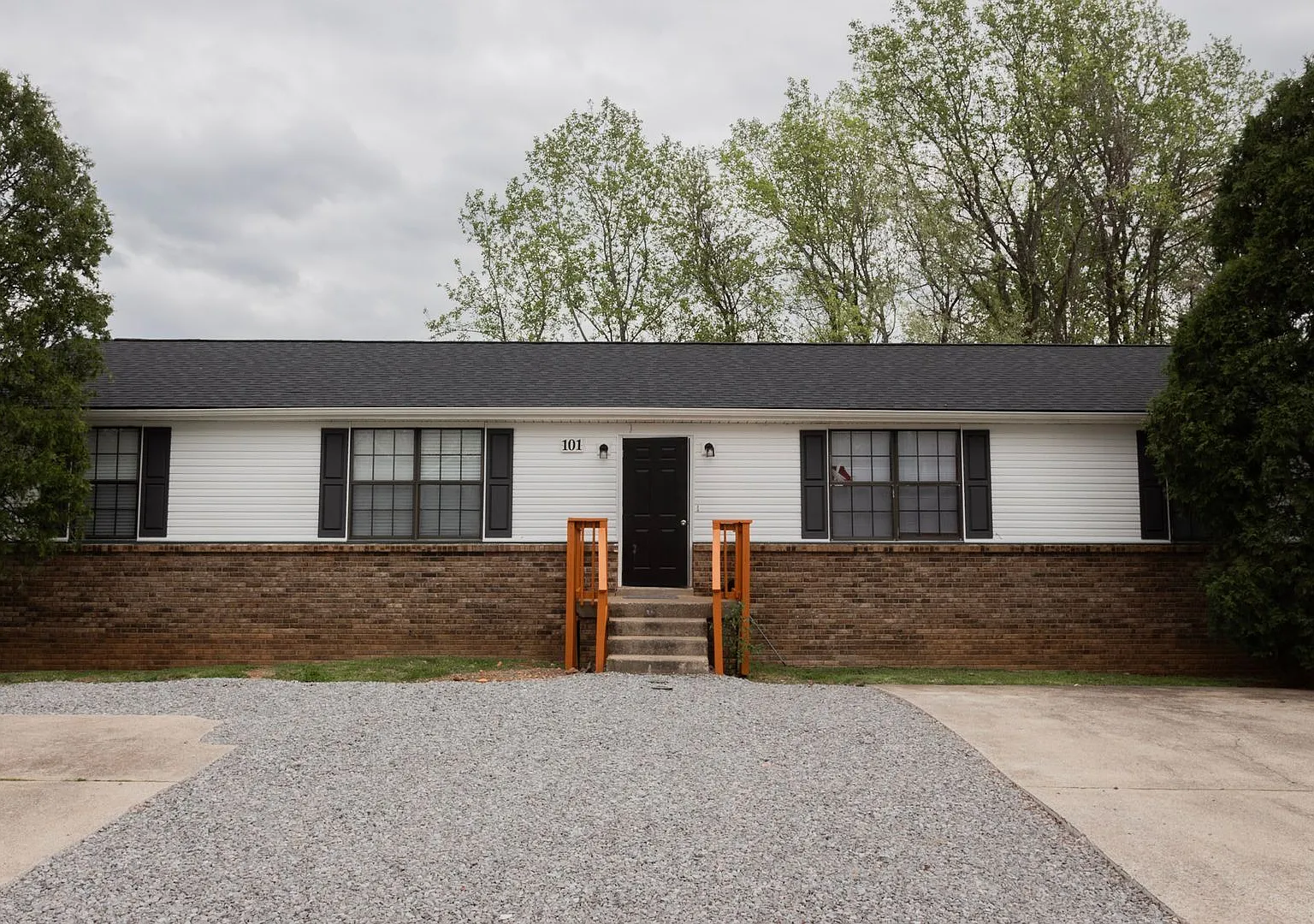 101 Bennett Drive — Photo 4