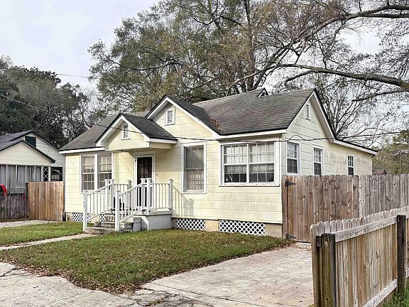 2nd image of 5157 Wilmot St