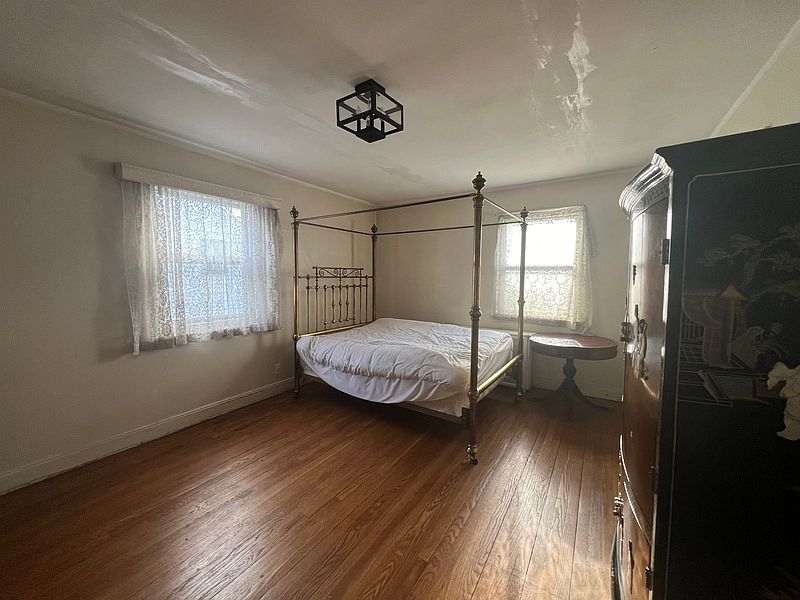 1st image of 8219 Utopia Pkwy Floor 2