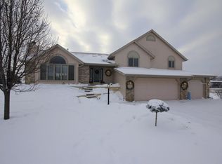 8599 Ellington Way, Middleton, WI 53562
