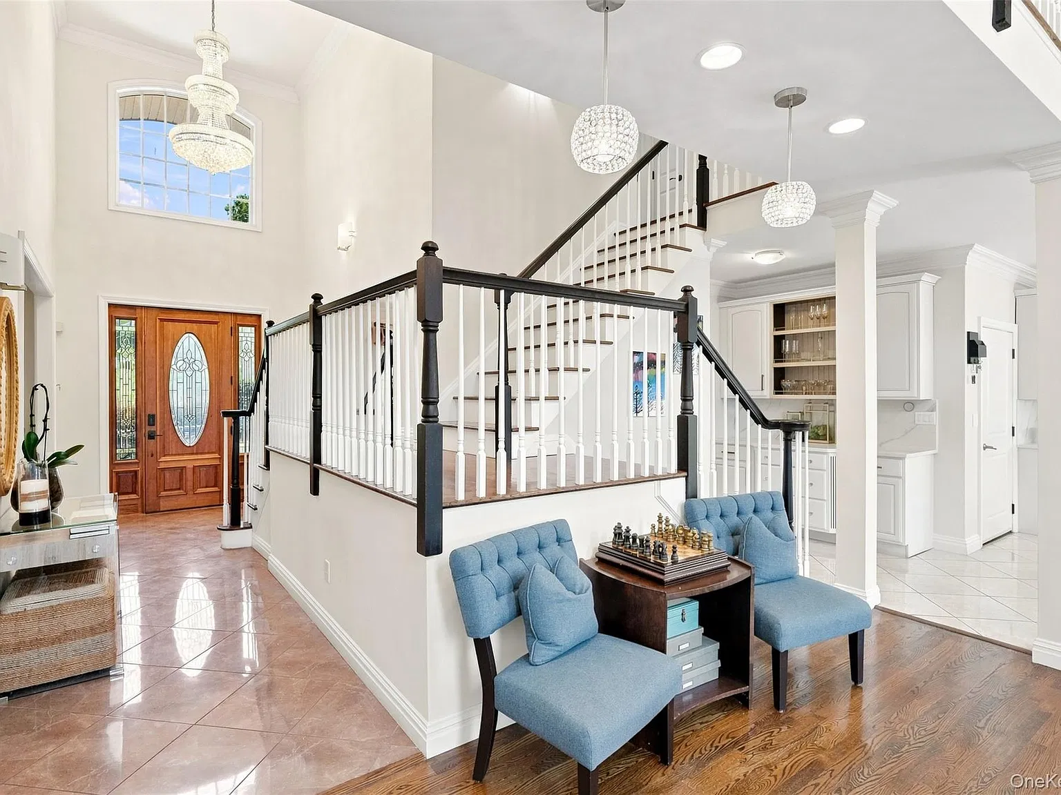 5 bed, 4.5 bath, 3586 sqft, $8,500 — Photo 3