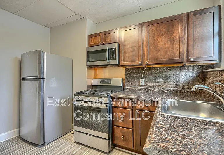 1514 E Federal St — Photo 11