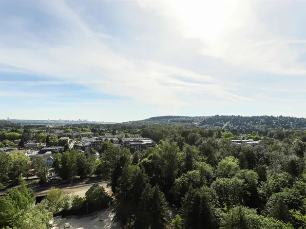 2789 Shaughnessy St #2106, Pt Coquitlam, BC V3C 0C3