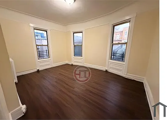 853 Van Nest Ave #1 — Photo 9