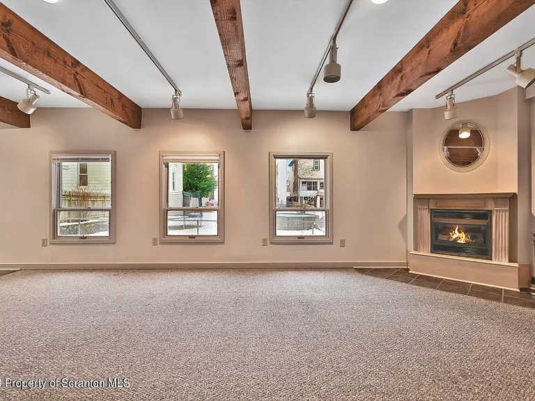 1409 Penn Ave #3 — Photo 25
