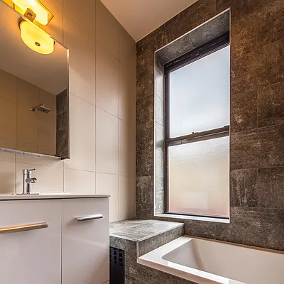 Rented by Nooklyn NYC LLC | media 36