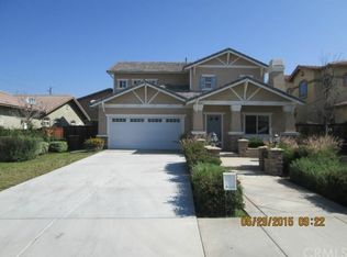 31128 Chesapeake Ln, Mentone, CA 92359
