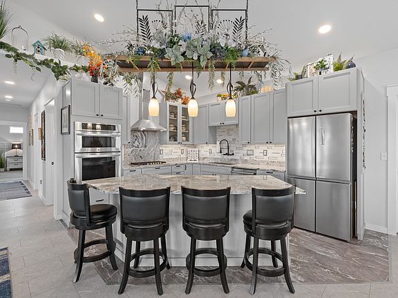 4th image of 6830 Walleye Way