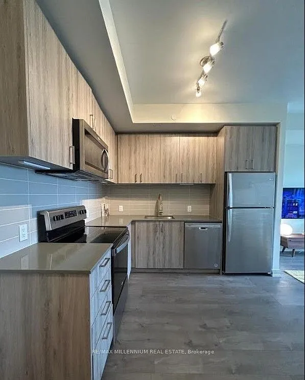 2 bed, $2,600 — Photo 3
