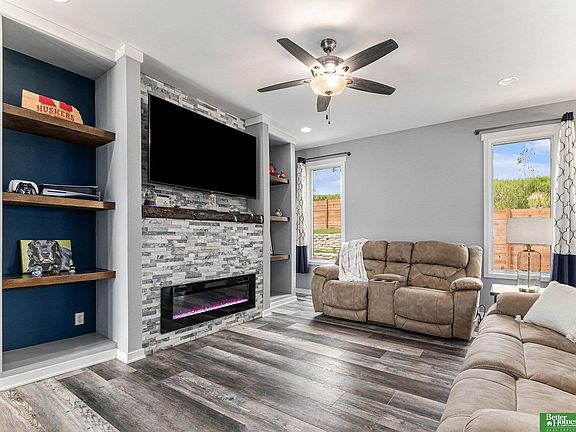 5th image of 802 Westridge Cir