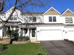 162 Spring Ct N, Carpentersville, IL 60110