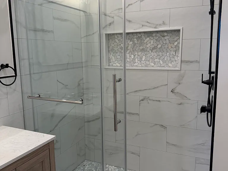 1513 W Stiles St #2 — Photo 14