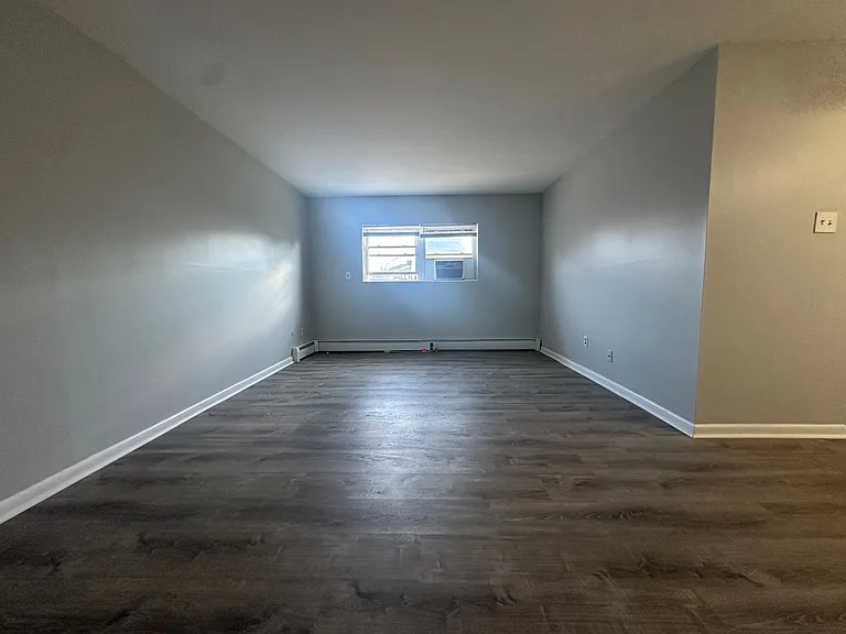 Marshall Woods Apartments — Photo 4