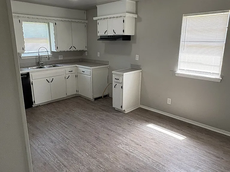 6216 S Kelley Ave — Photo 4
