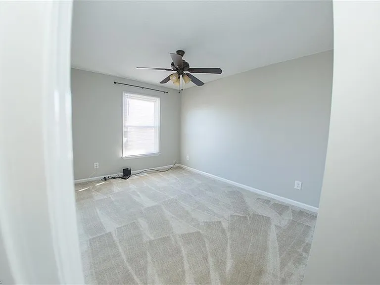 1240 White Birch Ln — Photo 10