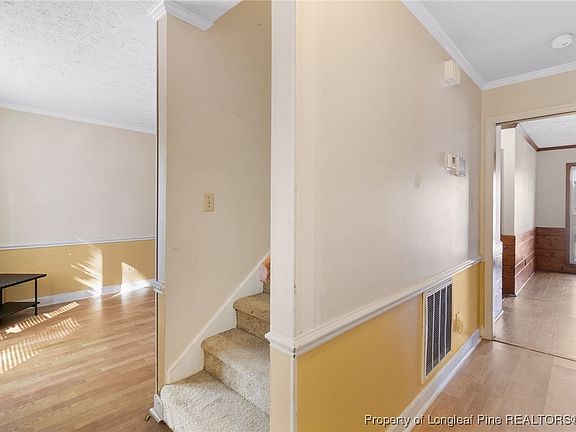 5th image of 2924 Walden Rd