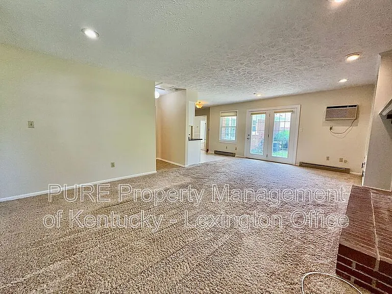 2077 Dogwood Dr — Photo 17