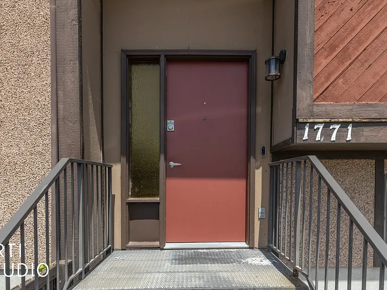 1771 E 5650 S — Photo 27
