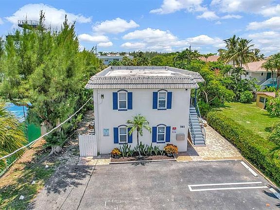 5th image of 561 N Ocean Dr #2