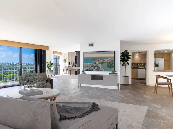 2000 Towerside Ter APT 1610, Miami, FL 33138