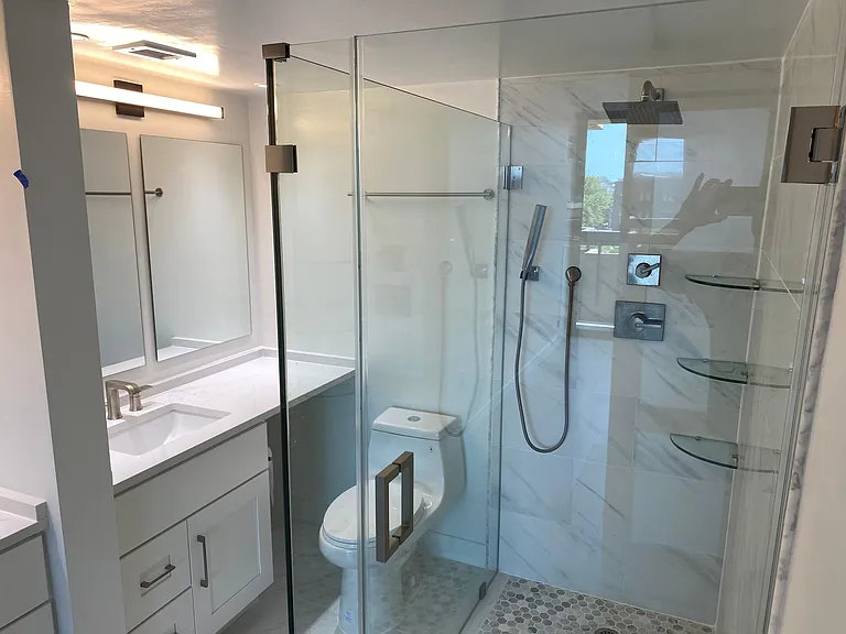 400 Madison St #403 — Photo 20