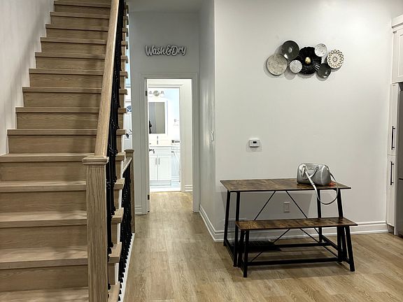 4th image of 337 Mutual St #101