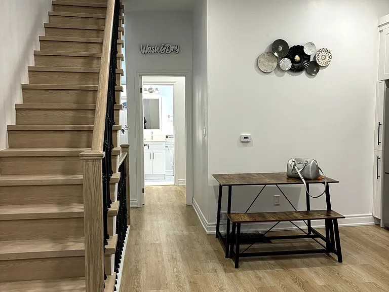 337 Mutual St #302 — Photo 4