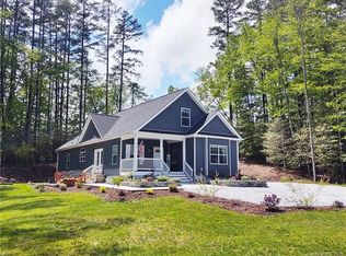 212 W Sunset Ridge Dr, Hendersonville, NC 28729