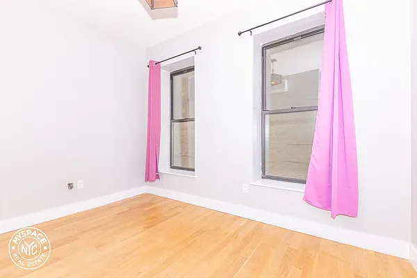 Rented by MySpaceNYC | media 16