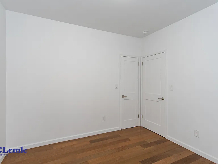 1324 Lexington Ave #2C — Photo 5