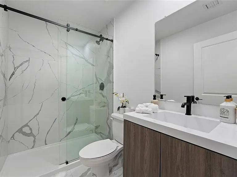 6390 Chorus Dr — Photo 21