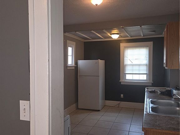 4th image of 3609 Normandy Rd