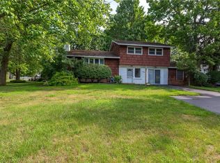 214 Wells Ave W, North Syracuse, NY 13212