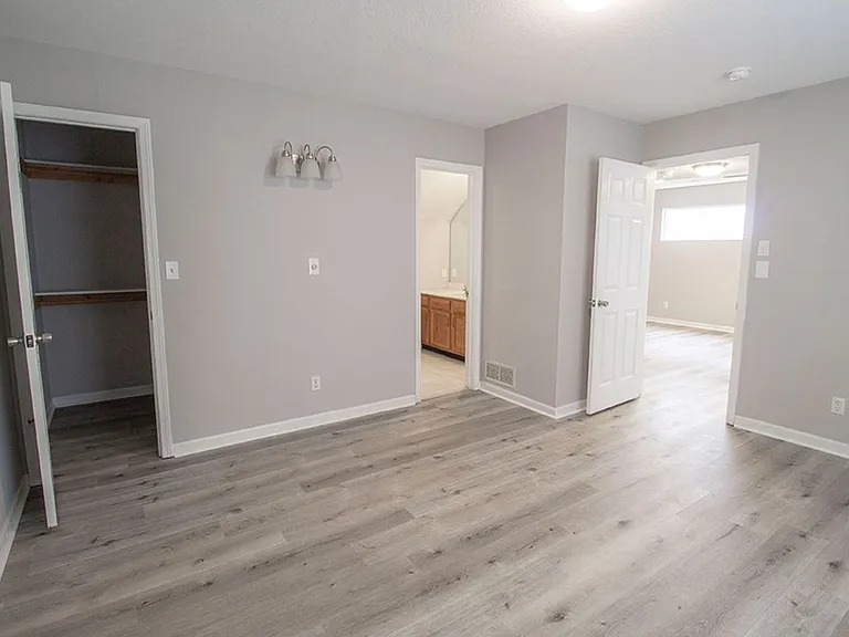 5308 Godas Cir — Photo 13