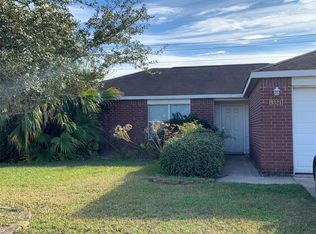 9321 Amberjack Dr, Texas City, TX 77591
