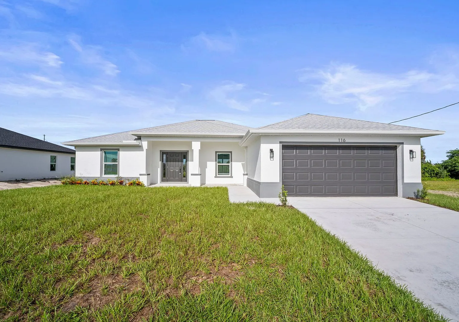 New construction home 4 beds 3 baths in Cape Coral — Photo 1