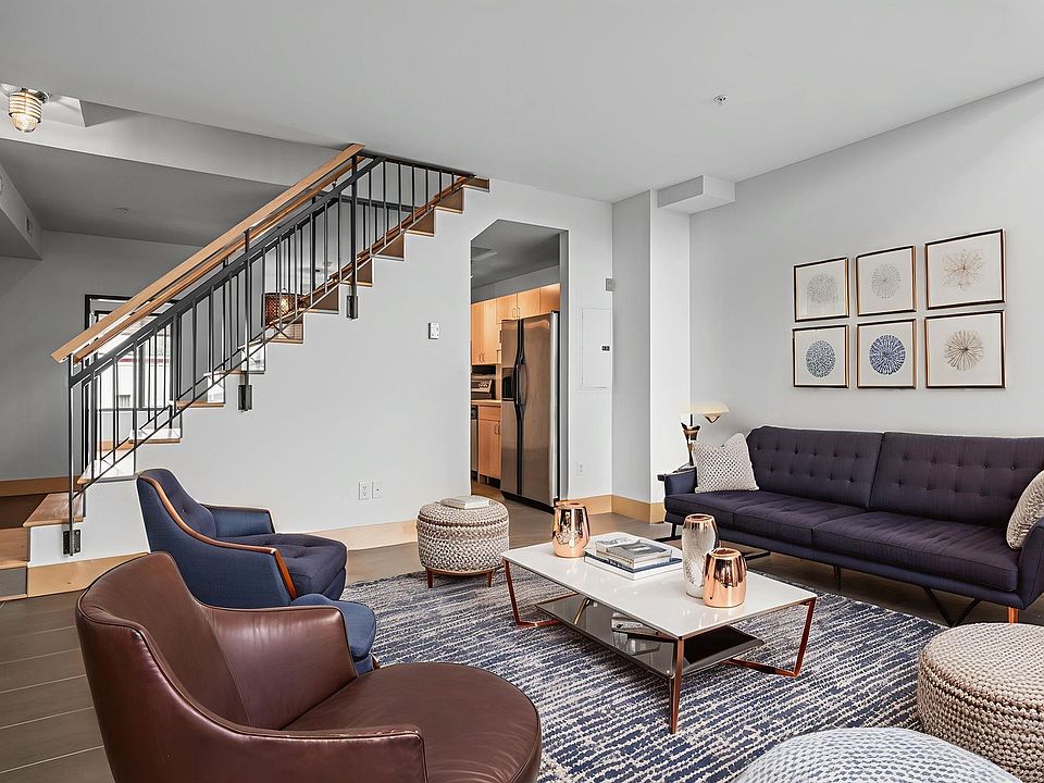 1st image of 10 E 26th St APT 317