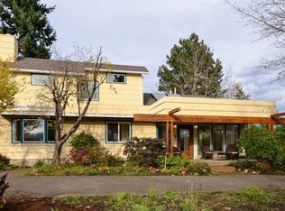 33464 Bloomberg Rd, Eugene, OR 97405