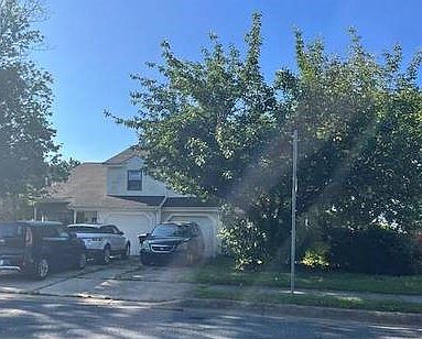 1st image of 212 Green Blade Dr