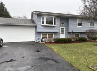 34107 N Fairfield Rd, Round Lake, IL