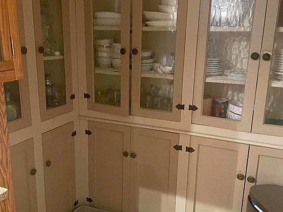 lichen pantry area