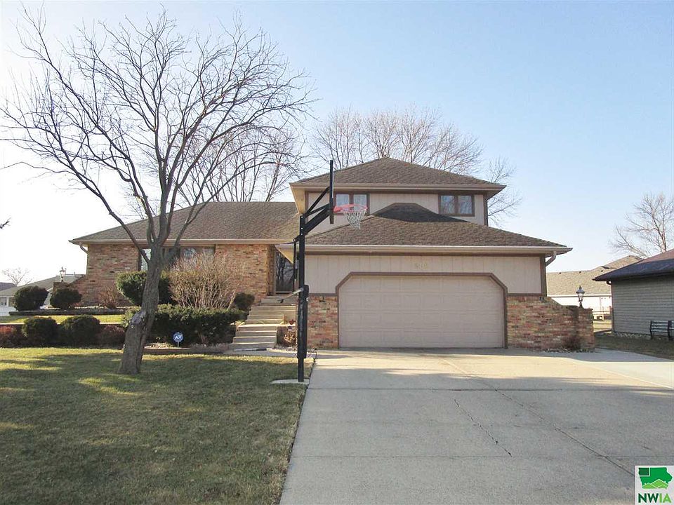 1st image of 508 Cardinal Dr