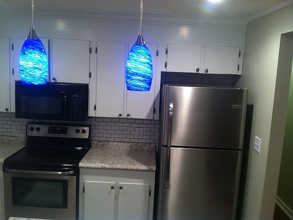 5th image of 1010 Dandridge Dr