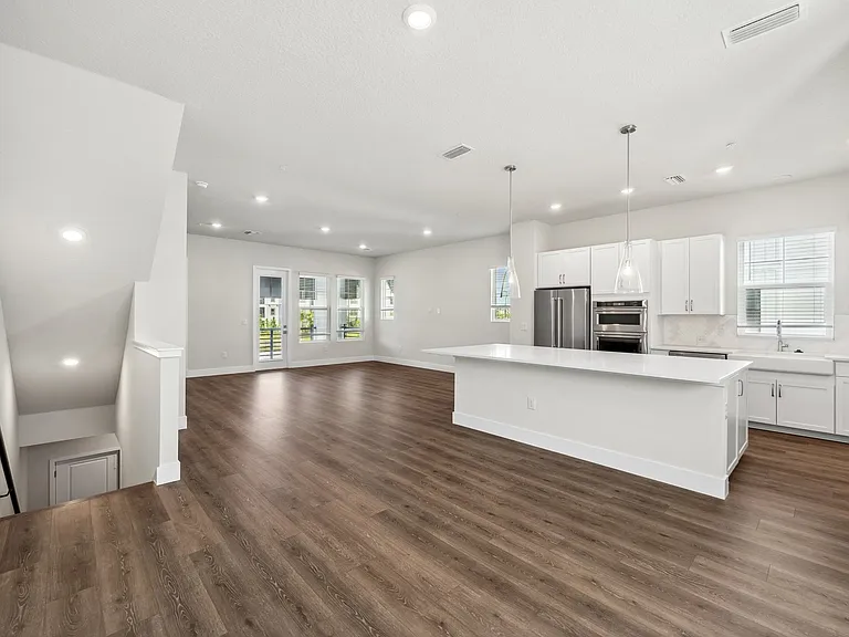 7244 Sutton Ln — Photo 31