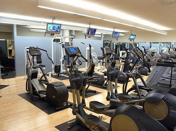 3rd image of 505 N Lake Shore Dr APT 3905