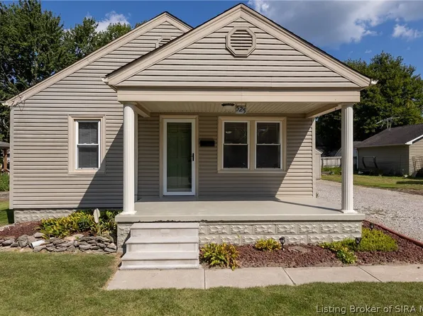 525 N Hyland Street, Scottsburg, IN 47170
