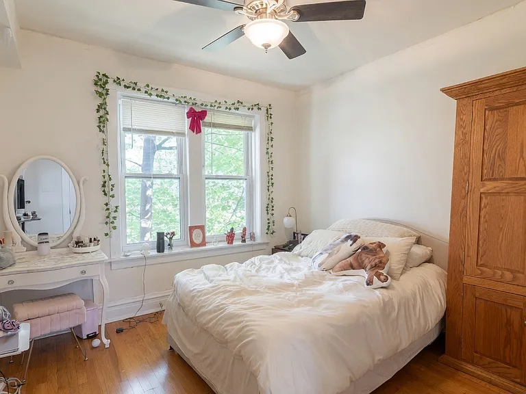 2555 W Eastwood Ave #3 — Photo 7