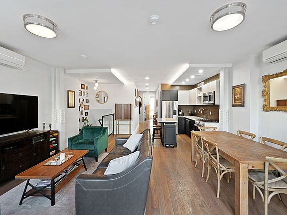 4th image of 1189 Jefferson Ave #1